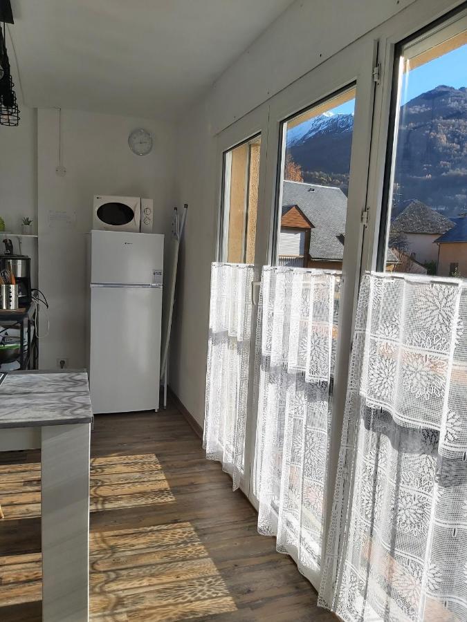 Luz St Sauveur, Appartement 3 Personnes, Superbe Vue Montagne, Expose Sud, Residence Tres Calme Luz-Saint-Sauveur Exterior photo
